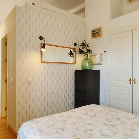 Homeyseville- Lovely In City Center, Parking Optional * Sevilla