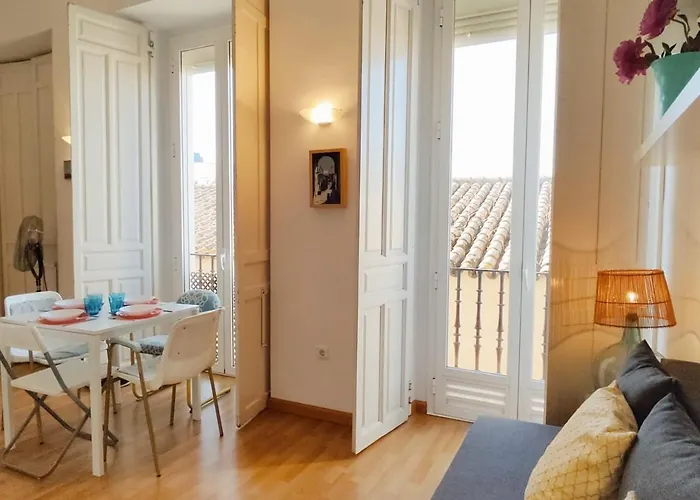 Lejlighed Homeyseville- Lovely In City Center, Parking Optional