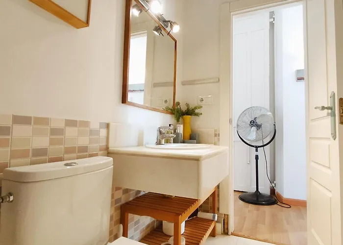 Homeyseville- Lovely In City Center, Parking Optional Sevilla